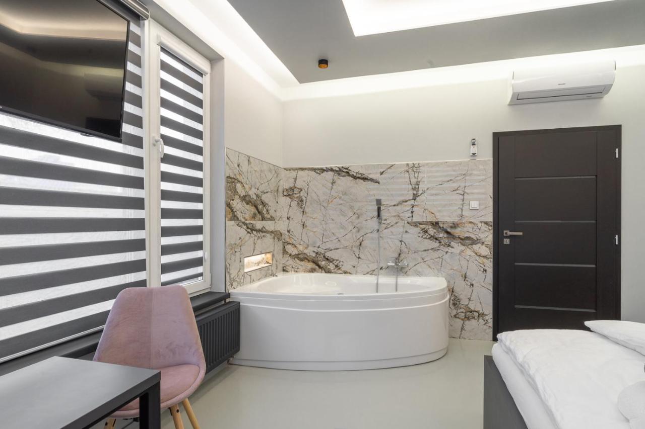 اوسترافا Oza Apartmany المظهر الخارجي الصورة